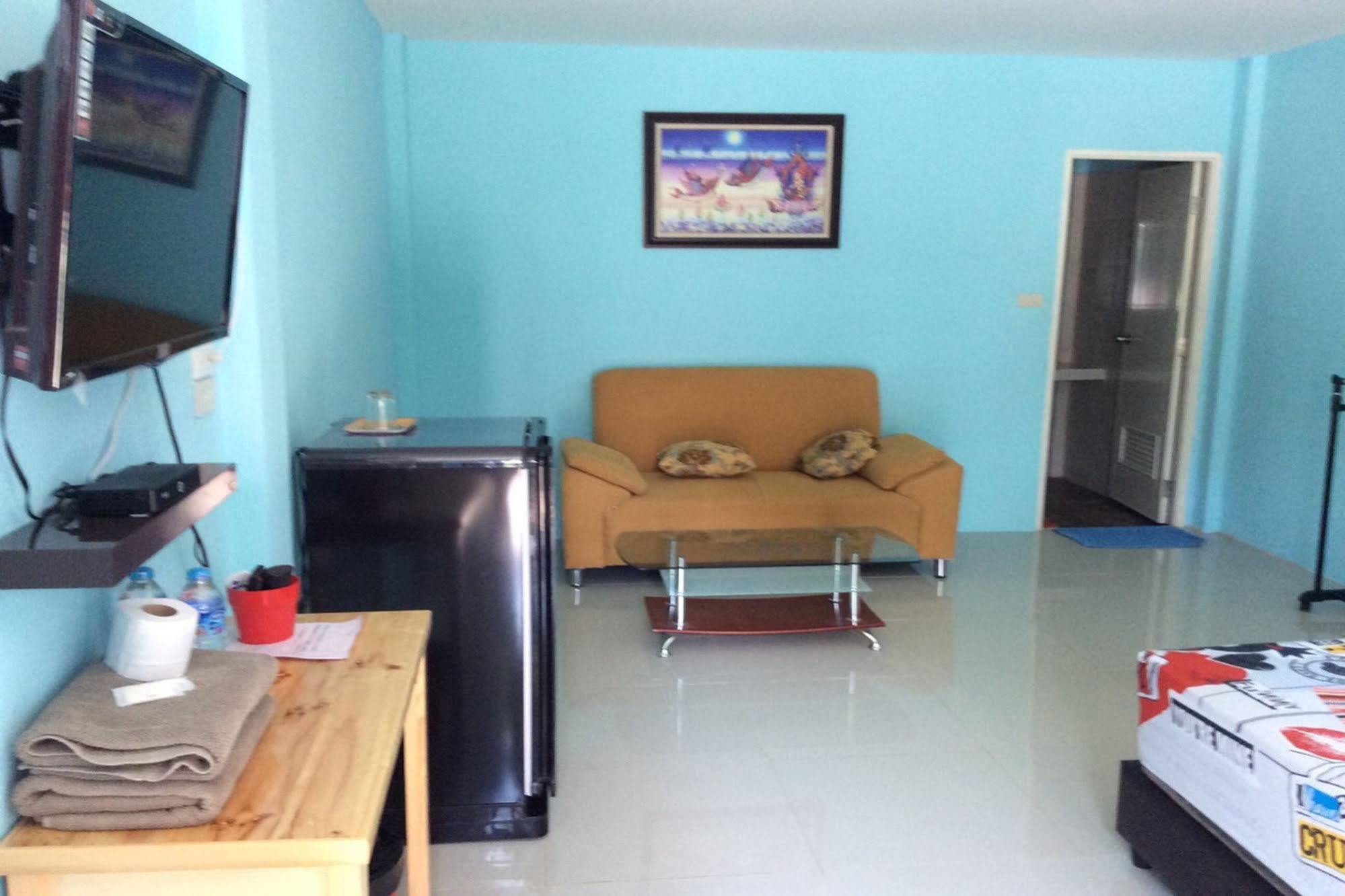 Baan Sri Family Hotel Kabin Buri Exterior photo